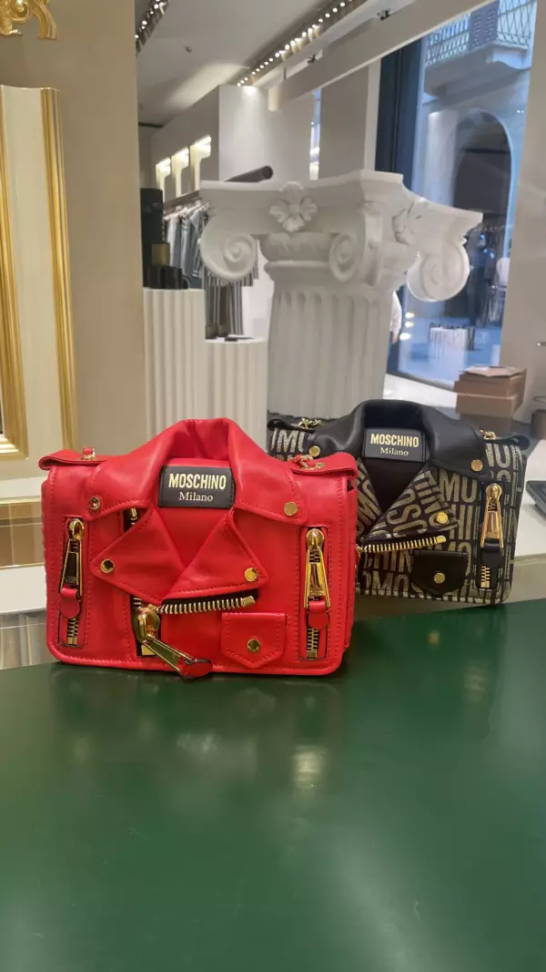 Маленькая сумка Biker Moschino