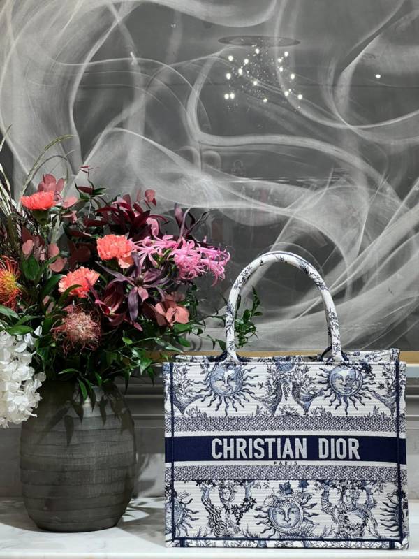 Сумка Dior Book Tote
