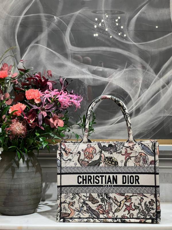 Сумка Dior Book Tote