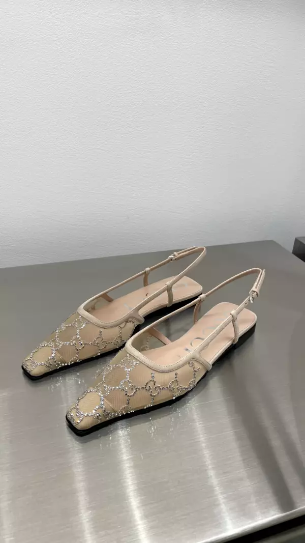 Женские туфли GUCCI